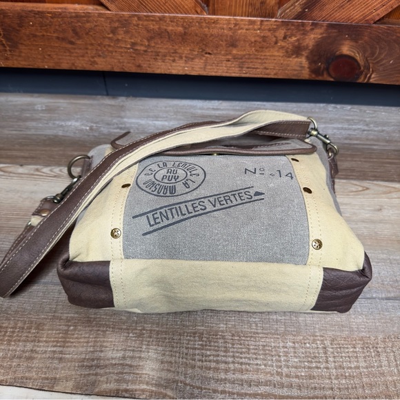 Myra Bag Star Leather Canvas Upcycled Crossbody Purse NWT - Picture 6 of 11